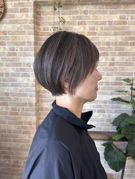 エン(en) 大人女子のふんわりショート