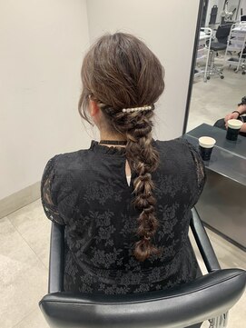 ゴウトゥデイ 渋谷MODI店(GO TODAY) 編みおろし ヘアアレンジ ヘアセット <渋谷/渋谷駅>