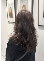 シアン 矢場町店(CYAN.)&nbsp;たっぷりレイヤーの入った大きめウェーブパーマ～~