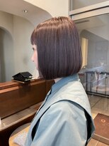 エルサフィロ ヨドヤバシ(el zafiro yodoyabashi)&nbsp;ピンクグレージュ　ハイトーンボブ