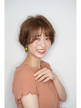 ルフュージュ バイ プロデュース 相模大野店(Refuge by Produce) くびれショート/マロンベージュ