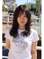 ベレッタ ネヤガワ(veretta. neyagawa)&nbsp;セミロング/ふんわりウェーブ/大人ガーリー/夏ヘア/黒髪/抜け感