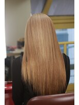 ビ ノーバ美容室&nbsp;ブリーチ毛でもできる縮毛矯正 CoCOサラ縮毛矯正　綱島