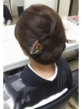 ヘアーアンドメイク トミー(Hair&Make Tommy) だきあわせ