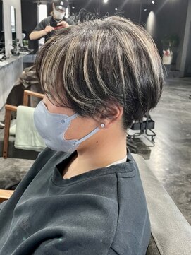 レゴリス(REGOLITH) マッシュショート×ハイライトアッシュ