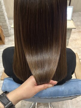 アルーシェ 心斎橋(Alushe) 髪質改善トリートメント