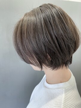 シー(See.) ショートボブ