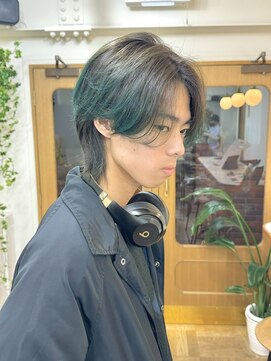 シエン 恵比寿(CIEN) メンズウルフカットイメチェン似合わせグリーンセンターパート