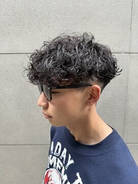 ハイセンス セカンド(HISENSE second) 波巻きパーマ×スペインカール