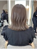 ミディアムヘア レイヤーカット ボブ くびれヘア