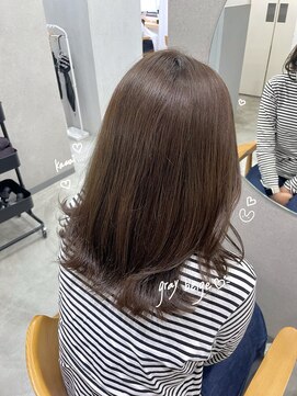 ヌーヴェル(nouvelle) ミディアムレイヤー×グレージュ