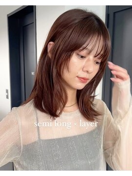 トレス(TRESS) セミロング　顔周りレイヤー　秋カラー　艶ブラウン　原宿表参道