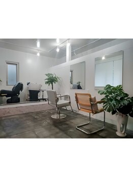 マンツーマンの丁寧な接客が魅力◎完全プライベート空間あなただけの特別なサロンタイムを♪お子様同伴OK◎