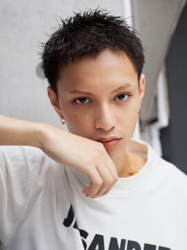 アトレ 梅田店(attrait) ＊スパイキーショート　20代30代40代50代