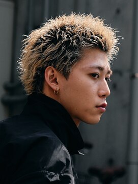 フィフス(fifth) 短髪スパイキーショートウルフ金髪ショートツイストfifth原宿