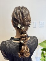 美髪 ヘアサロン(美髪 Hair salon)&nbsp;お呼ばれ編み下ろしヘア