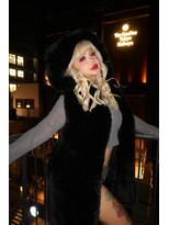 ジーナ(XENA) 似合わせカット×フェミニンロング