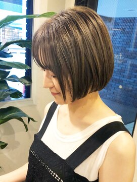 冬の小顔ボブ◎ブリーチなし透明感アッシュグレージュ