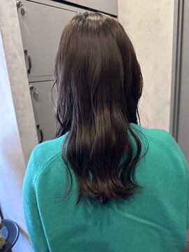 ニュートライズ(NEUTRIZE) 着物ヘア/大人ガーリー/ダークアッシュ/似合わせカット/岡山