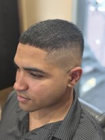 メグロバーバーショップロッポンギ 目黒六(MEGURO BARBER SHOP 6PPONGI) クロップフェード