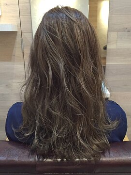 オーブ ヘアー アクネ 長岡京店(AUBE HAIR acne) 濡れ感がセクシーなカールスタイル