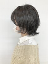 クオリス 上板橋店(QUALIS) ウルフレイヤー/レイヤー/ウルフ/アッシュグレー/外ハネ/20代