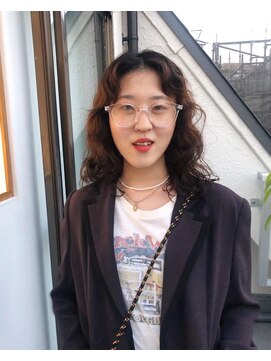 ナループロアツム(Nalu pu loa Tsum) ミディアムウェーブパーマ