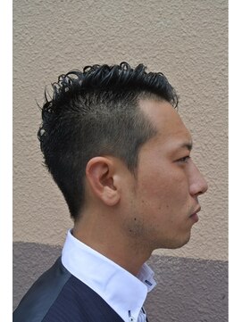 アクアマリン8810 ハチハチイチゼロ(AQUA MARINE 8810) ツーブロックマッシュアップバングコンマヘアスキンフェード