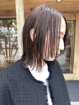 ルームスヘアー(Rooms Hair) 顔まわりレイヤースタイル