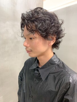 テトヘアー(teto hair) メンズウルフ、センターパートウルフ、メンズパーマ、常田大希風