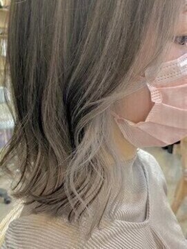 ジュエル アンド バービー(Jewel&Barbie) 【トレンド】ヌーディーアッシュ×インナーハイライトカラー＊