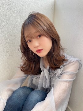 プラチナ(PLATINA) まなstyleレイヤーカットのお色気ヘア 20代30代40代 お顔まわり