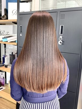 ニーフ 恵比寿(neaf) イメチェン ホワイトブロンド 外ハネボブ 美髪 ワイドバング