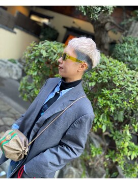 ハビット (habitt) ショート難波/ホワイトカラー難波/ケアブリーチ