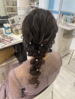 ルナクレセント (Luna crescent)&nbsp;編みおろしヘア