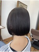 ぱつっとボブ