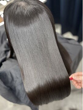 イリス 高槻店 プレミアム髪質改善縮毛矯正(縮毛矯正)【高槻 縮毛矯正】