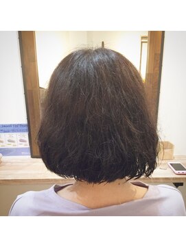 ルダ(LUDA) ☆ゆるふわワンレンボブ☆