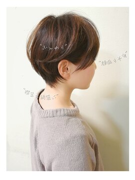 フラワーズビィーオーディー(FLOWERS BOD) 襟足と顔周りを繊細に！メリハリショート