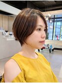前髪長めの大人ショート