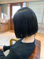 レガロ(REGALO)&nbsp;ぱつっとボブ×ブルーブラック