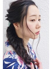  20代・30代・40代似合う小顔編み下ろしヘアアレンジ♪