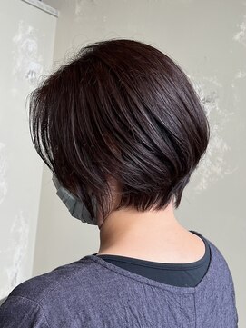 ヘアーメイク アチャ(hair make accha) 30代40代髪型★くびレイヤーエモージュグレージュカラーショート