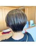 ショートヘア