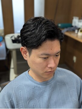 グラスヒビキ 七三ツーブロック