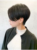 ハンサムショート　前髪なし　顔周り　レイヤー　ショートカット