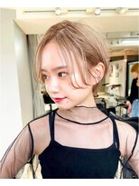 ヴェイン 渋谷(vain)&nbsp;ショート ハイトーン ミルクティーベージュ  大人ショート