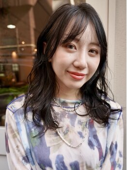 アンテシニヨン(Un the Shiniyon)の写真/意外と多い！若白髪に悩む大人女性へ...女性スタイリストのみで安心♪オーガニックだから頭皮に優しい☆