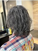 【外国人風】ホワイトメッシュ×サーフカール