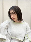 ミディアムヘア/暗めカラー/デザインカラー/ミディアムレイヤー